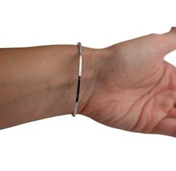 Bracelet argenté rigide flèche d'amour