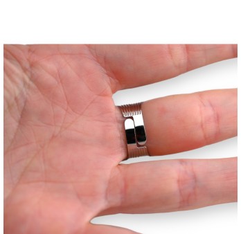 Bague acier argentée ovale illusion
