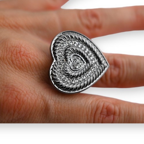 Bague fantaisie cœur métal argentée gris