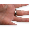 Bague fantaisie argentée rond fleurs blanches