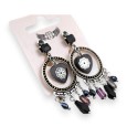 Boucle d'oreille fantaisie argentée et noire pendante coeur