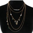 Collier fantaisie 5 rangées pierres nuance verte