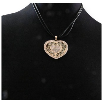 Collier fantaisie coeur doré dentelle strass