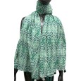 Foulard arabesque dans les tons dégradés de vert