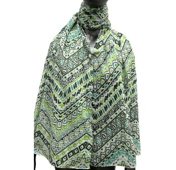 Foulard motif ethnique dans les dégradés de vert