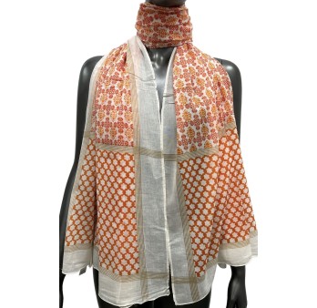 Foulard orangé motif fleurs