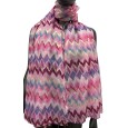 Foulard motif géométrique nuance rose orné de doré