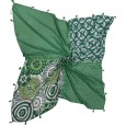 Foulard carré patchwork imprimé fleurs et queue de paon vert