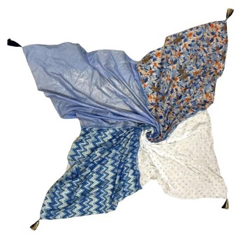 Foulard carré patchwork imprimé fleurs et zig zag