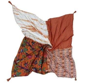 Foulard patchwork ethnique et fleurs orange