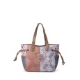 Sac à main sweety candy dans son village