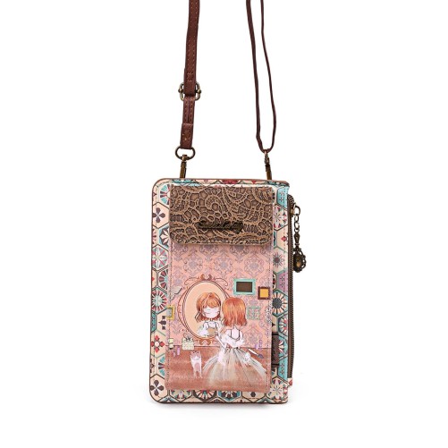 Pochette bandoulière sweety candy dans sa chambre
