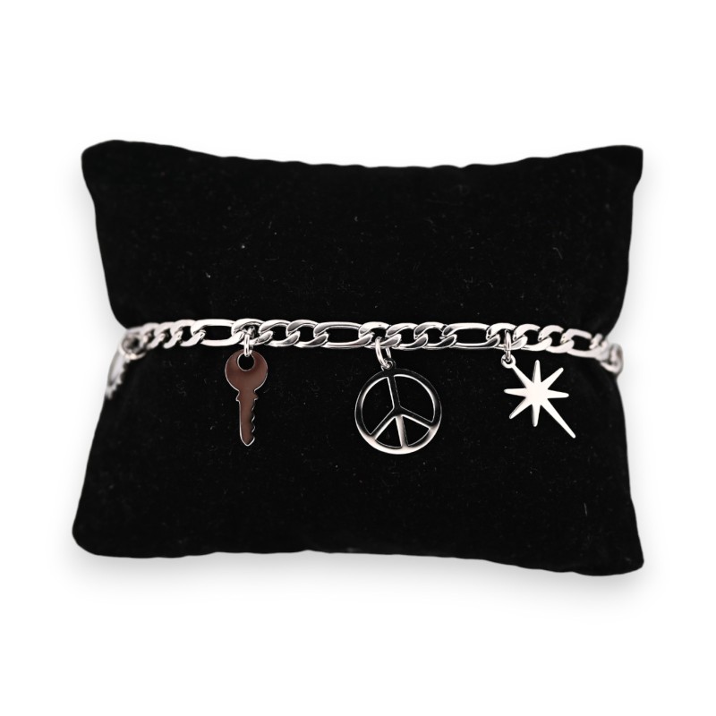 Bracelet acier argenté breloques diverses