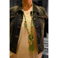 Collier sautoir fantaisie vert médaillon rond pompon