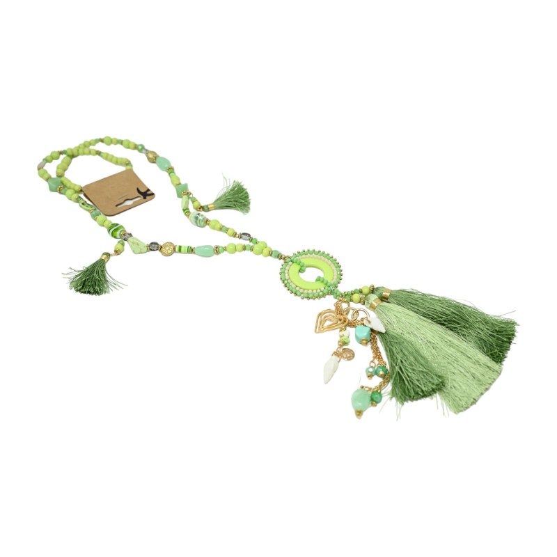 Collier sautoir fantaisie nuances vert médaillon rond pompons et breloques