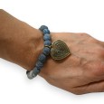 Bracelet pierres gris anthracite breloque médaillon coeur doré