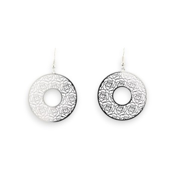 Boucle d'oreille ronde motif dentelle métal argenté