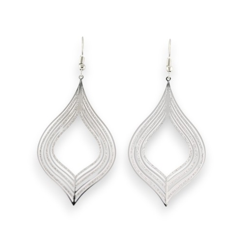 Boucle d'oreille argenté brillante goutte d'eau