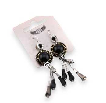 Boucles d'oreilles pendantes couleur argentée et noire