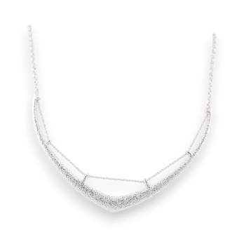 Collier Semi-Rigide Argenté Martelé de chez Ikita