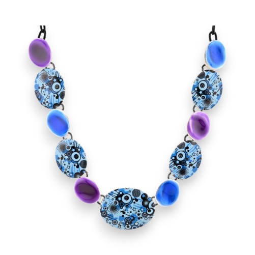 Collier Fantaisie Graphisme bleu violet de chez Ikita