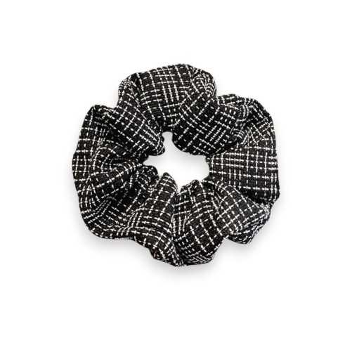 Chouchou à carreaux noir et blanc
