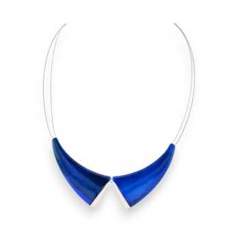Collier col claudine bleu royal de chez Ikita