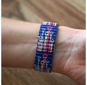 Montre Ernest fond bleu étoiles multicolores