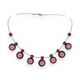Collier fantaisie pendentifs design reliefs rosé de chez Ikita