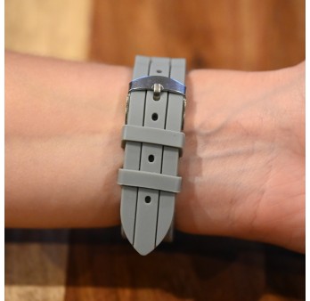 Montre Ernest silicone gris foncé cadran strass
