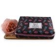 Trousse de toilette bouche et rouge à lèvres effet lumineux